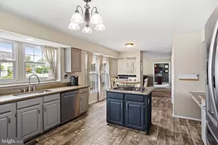 27 Glasgow Rd, Monroe Township, NJ 08094 - Photo 14
