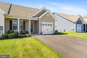 18 Prestwick Ln, Monroe Township, NJ 08094 - Photo 4