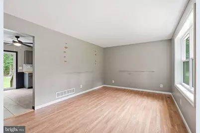 105 McCurdy Avenue, Franklin Township, NJ 08322 - Photo 6