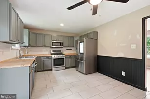 105 Mccurdy Ave, Franklin Township, NJ 08322 - Photo 14