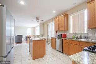 296 Rushfoil Dr, Monroe Township, NJ 08094 - Photo 10