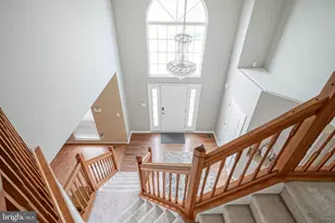 296 Rushfoil Dr, Monroe Township, NJ 08094 - Photo 2