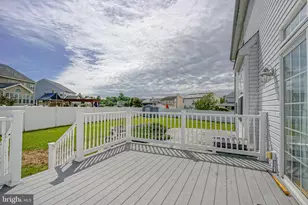 296 Rushfoil Dr, Monroe Township, NJ 08094 - Photo 32