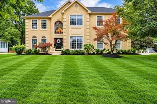 14 Clearbrook Ln, Sewell, NJ 08080 - Photo 2