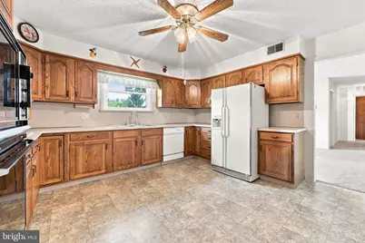 409 Wall Street, Greenwich Township, NJ 08027 - Photo 12