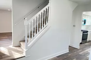 412 Robin Ln, Monroe Township, NJ 08094 - Photo 10