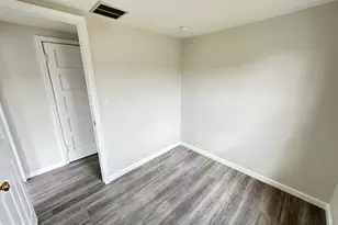 31 Carroll, Monroe Township, NJ 08094 - Photo 10