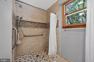 102 Holly Ct, Harrison Township, NJ 08062 - Photo 18