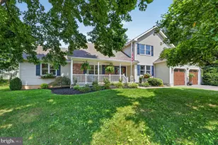 102 Holly Ct, Harrison Township, NJ 08062 - Photo 1