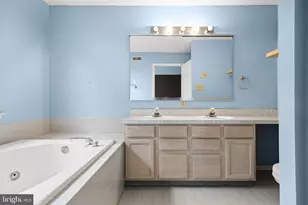 310 Sussex Ct, Swedesboro, NJ 08085 - Photo 14