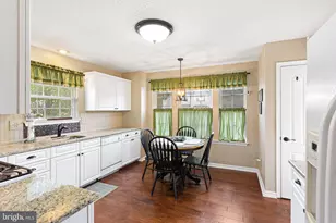 567 Riviera Dr, Monroe Township, NJ 08094 - Photo 6