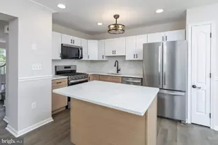 1042 Buckingham Dr, West Deptford Township, NJ 08086 - Photo 10