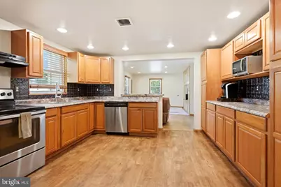593 Tanger Avenue, Franklin Township, NJ 08322 - Photo 14