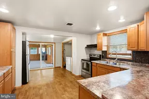 593 Tanger Ave, Franklin Township, NJ 08322 - Photo 16