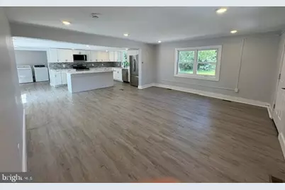 35 Delsea Drive N, Glassboro, NJ 08028 - Photo 18