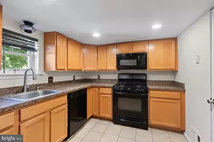 1 Queen St, Paulsboro, NJ 08066 - Photo 14