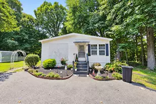 718 Cardinal Dr, West Deptford Township, NJ 08066 - Photo 1