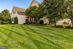 308 Wellington Way, Woolwich Township, NJ 08085 - Photo 2