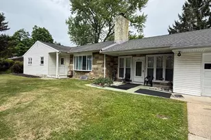 275 Greentree Rd, Sewell, NJ 08080 - Photo 2
