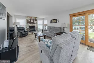 2 Walton Dr, Sewell, NJ 08080 - Photo 12
