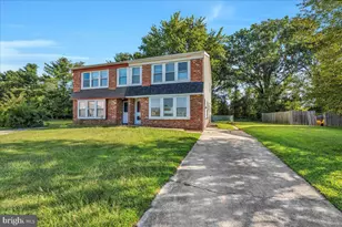 14 Corona Ct, Sewell, NJ 08080 - Photo 2