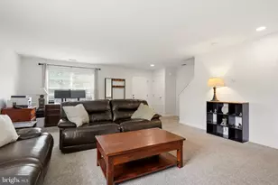 802 Brandywine Dr, Monroe Township, NJ 08094 - Photo 4