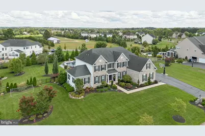 304 Salarno Court, Harrison Township, NJ 08062 - Photo 2