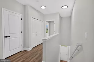 406 Degas Ct, Monroe Township, NJ 08094 - Photo 4