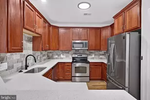 406 Degas Ct, Monroe Township, NJ 08094 - Photo 6