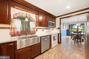 131 Morris Ave E, Sewell, NJ 08080 - Photo 10