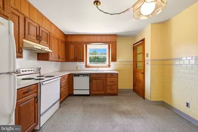51 Quaker Road, East Greenwich Township, NJ 08056 - Photo 8