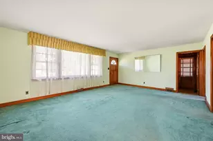 51 Quaker Rd, East Greenwich Township, NJ 08056 - Photo 4