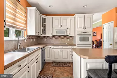 220 Ripley Court, Monroe Township, NJ 08094 - Photo 14