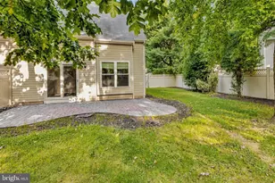 69 Meadows Dr, Glassboro, NJ 08028 - Photo 2