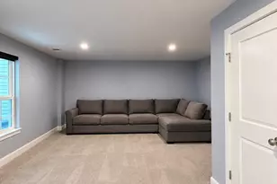 58 Peacock Cir, Sewell, NJ 08080 - Photo 2