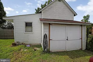 690 Main St, Sewell, NJ 08080 - Photo 26