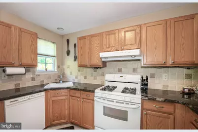 148 Stoneshire Drive, Glassborough, NJ 08028 - Photo 14