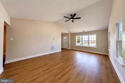574 Barbados Drive, Monroe Township, NJ 08094 - Photo 4
