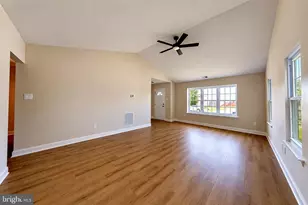 574 Barbados Dr, Monroe Township, NJ 08094 - Photo 4