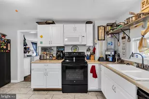 62 Capitol St, Paulsboro, NJ 08066 - Photo 6