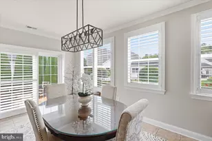 904 Sweet Briar Cir, Woodbury, NJ 08096 - Photo 16