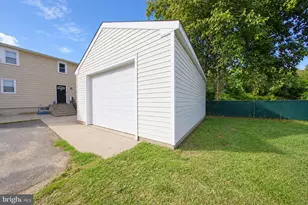 1009 Hessian, West Deptford Township, NJ 08093 - Photo 6