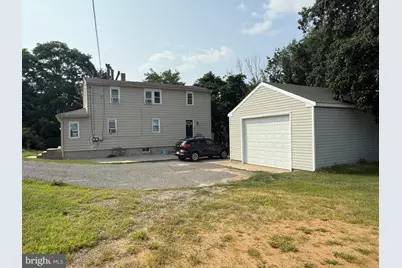 1009 Hessian, West Deptford Township, NJ 08093 - Photo 2