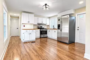 212 Harrison Ave, Monroe Township, NJ 08094 - Photo 6
