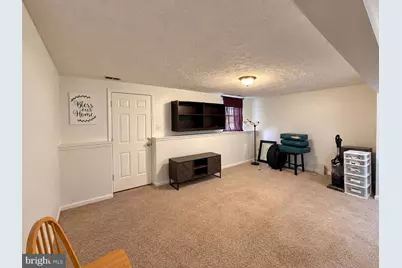 43 Stoneshire Drive, Glassboro, NJ 08028 - Photo 8