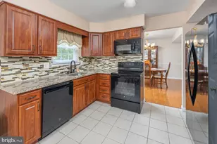 49 Goodwin Pkwy, Sewell, NJ 08080 - Photo 6