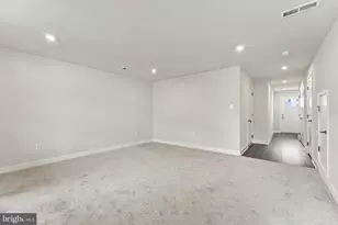 114 Spyglass Hl Dr, Monroe Township, NJ 08094 - Photo 10