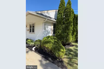 105 Holly Drive, West Deptford, NJ 08096 - Photo 2