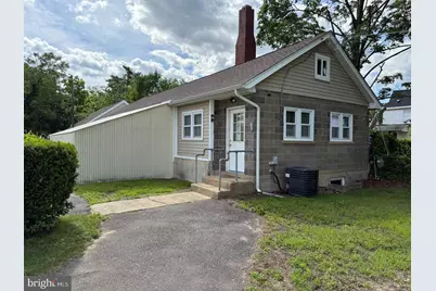 1530 S Delaware Street, Paulsboro, NJ 08066 - Photo 2