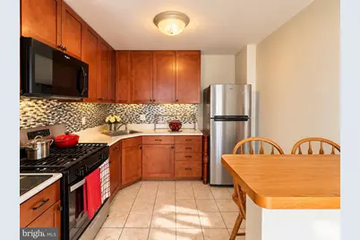 419 Steeplechase Court, Deptford, NJ 08096 - Photo 6